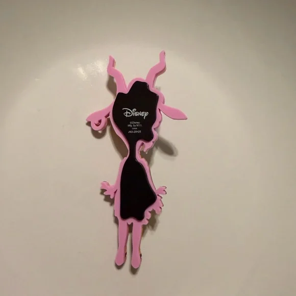 Disneys Zootopia 2 mystery Magnet “Gazelle” - Picture 3 of 4